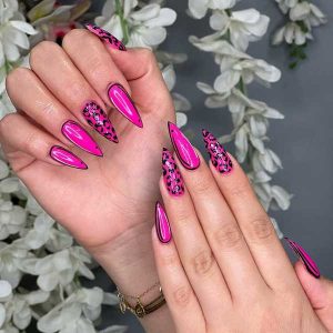 ارایشگاه در نازی اباد
