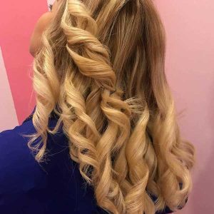 ارایشگاه زنانه میرداماد