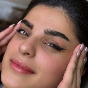 فیبروز ابرو در تهران