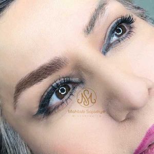 میکروبلیدینگ ابرو در اصفهان