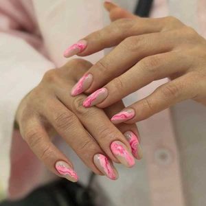 ناخن کار در اهواز