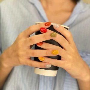 کاشت ناخن در اهواز قیمت مناسب